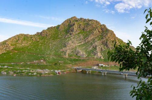 Breathtaking view of a mountain and lake in Kurdistan, perfect for nature enthusiasts and travelers.